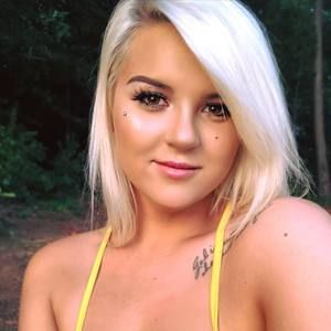 Meet your Posher, Maci